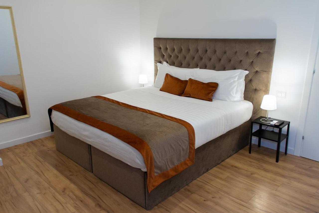 Home At Rome Vatican Suites Ngoại thất bức ảnh